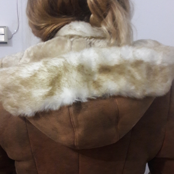 Winter coat - Picture 6 of 8